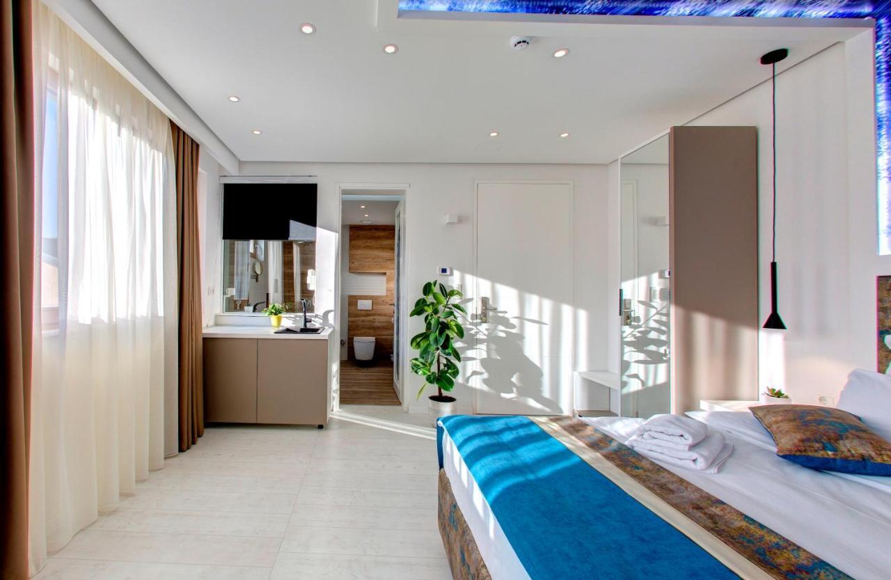 Hotel Diamond Rain Boutique
